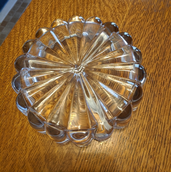 Beautiful vintage clear Crystal glass round serving tray with 3 separate areas - Picture 4 of 4
